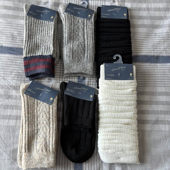 Set of 6 Universal Thread socks for women - Picture 1 of 2